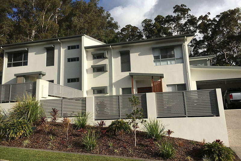 Completed rendered fencing walls Buderim